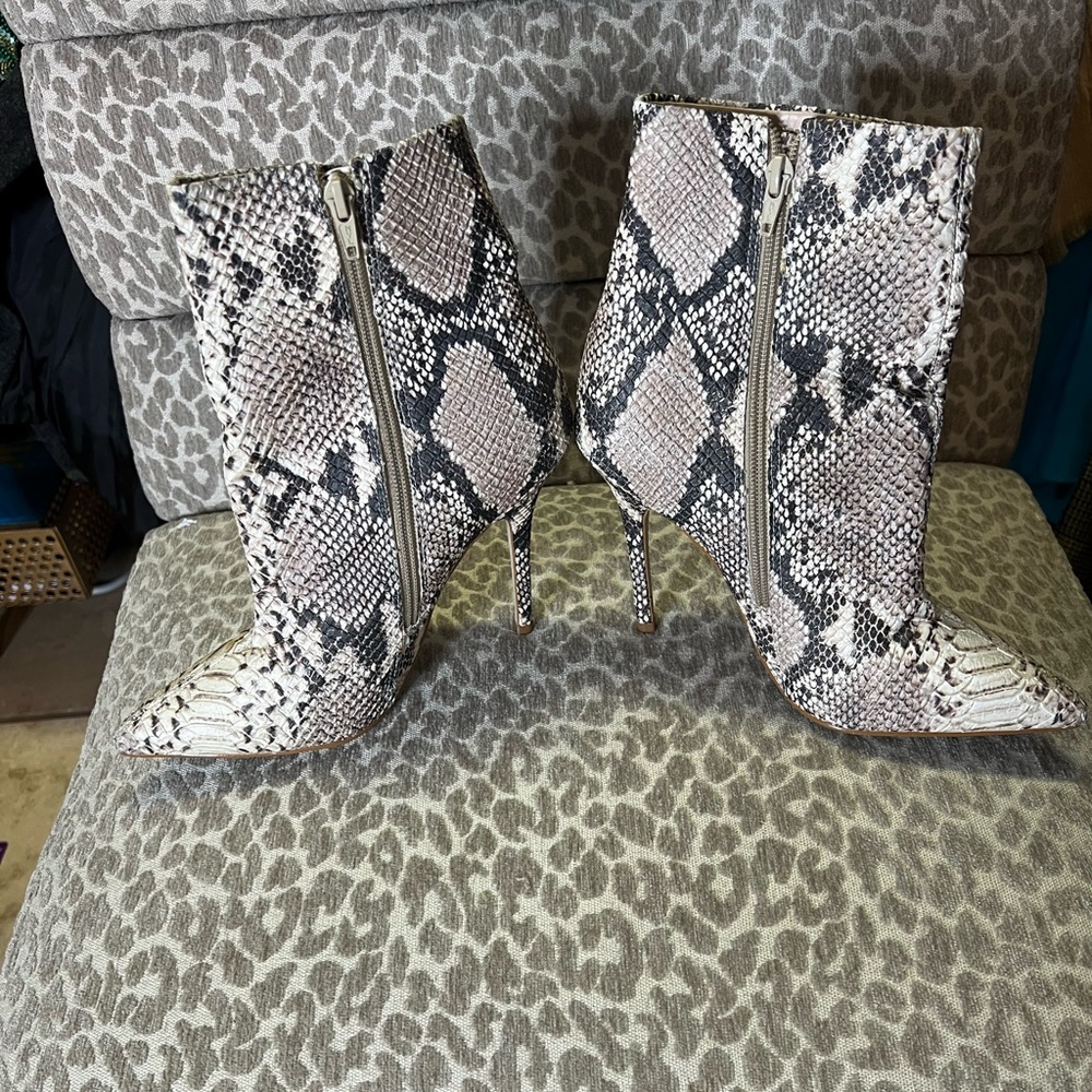 Booties - Picture 3 of 6